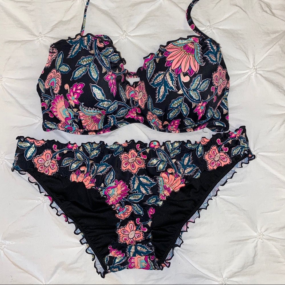 Sand & shore target bathing suit